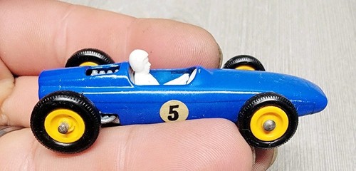 Vintage 1965 Matchbox Lesney No 52 Blue BRM Racing Car England NICE