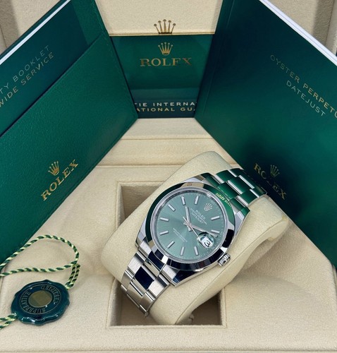 NEW Unworn Rolex Datejust 41mm, Stainless Steel, Green, Oyster, 126300, dated,