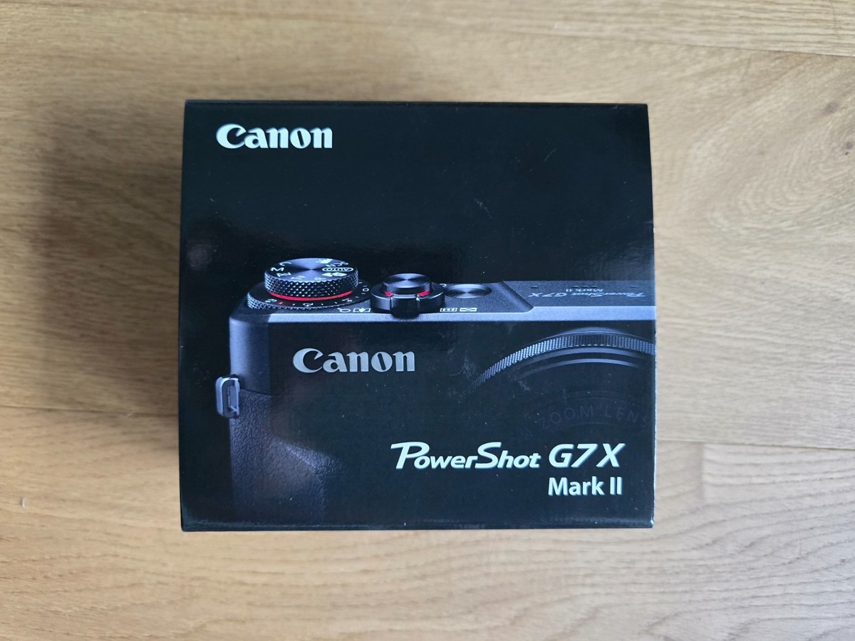 Canon PowerShot G7 X Mark II 20.1 MP Compact Digital Camera