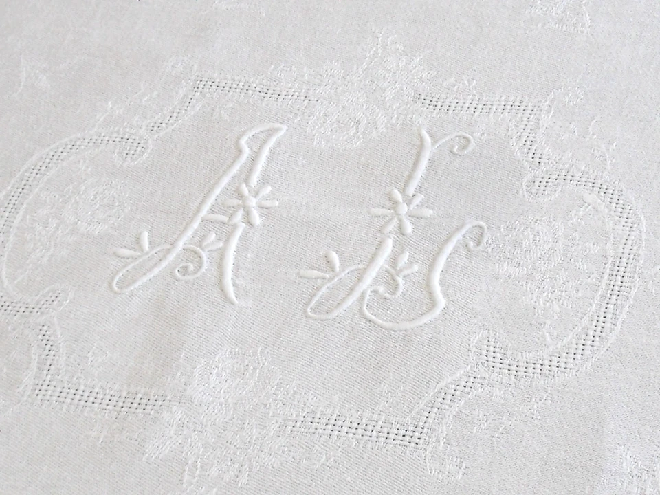ancienne nappe blanche damassée en lin brodée " A L " 180x237 - Photo 3/4