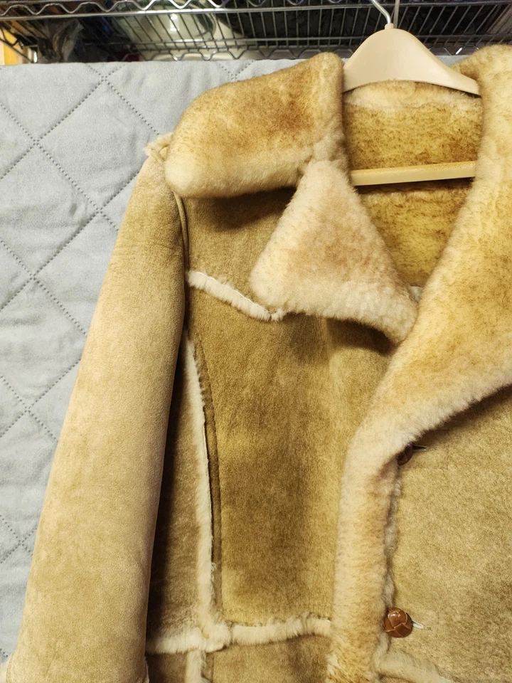 Abrigo de gamuza 100 % piel de oveja para hombre hecho a mano por Sheplers talla 44  Foto 4 de 4