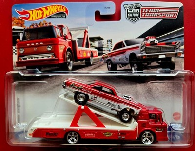 Hot Wheels Team Transport 65' Mercury Comet Cyclone & Ford C-800 Hauler #28