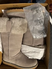 UGG BOOTS SUHENNY TALL SIZE 8 CLASSIC DUSTED COCOA