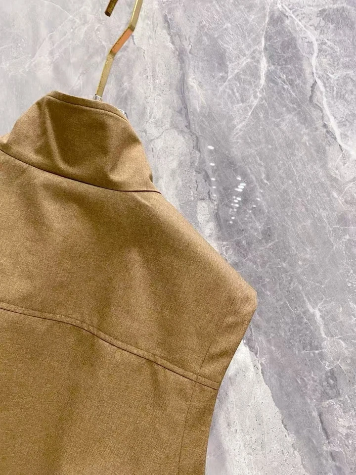 Brunello Cucinelli Men's Business Casual Classic Pocket Reversible Vest Khaki - Image 4 of 4