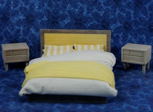 miniature dollhouse bedroom furniture