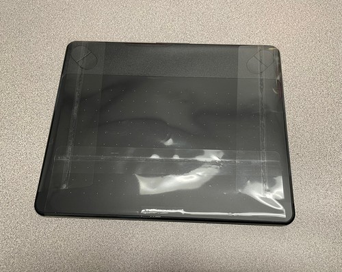 Wacom Black Small Intuos Art Pen and Touch Tablet CTH490AK, Missing Pen - Picture 7 of 9