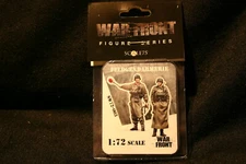 scale 75  WAR FRONT FIGURE SERIES 1:72 SCALE  SW72-003