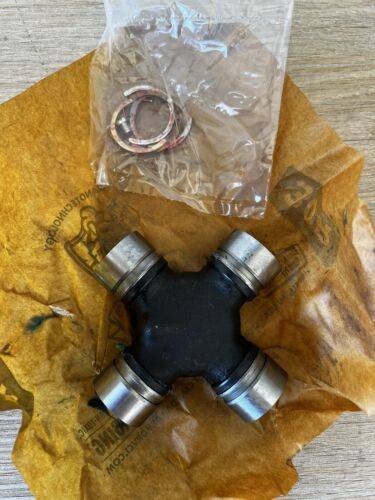 Genuine GM U-Joint 89029292 - Picture 3 of 3