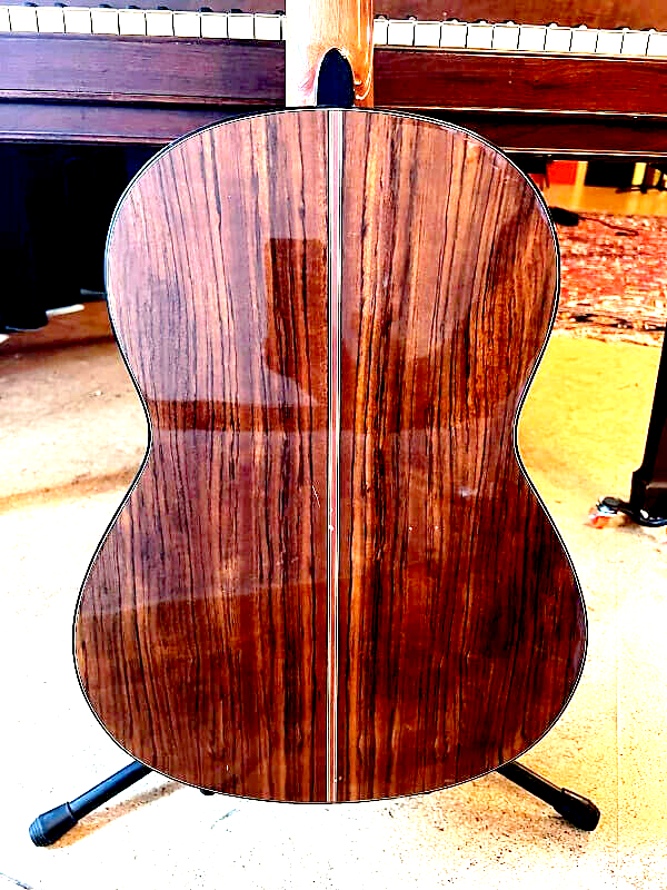 Yamaha CG 151C Classical guitar, NICE MINT African Rosewood Yamaha CG 151C Classical guitar, NICE MINT African Rosewood