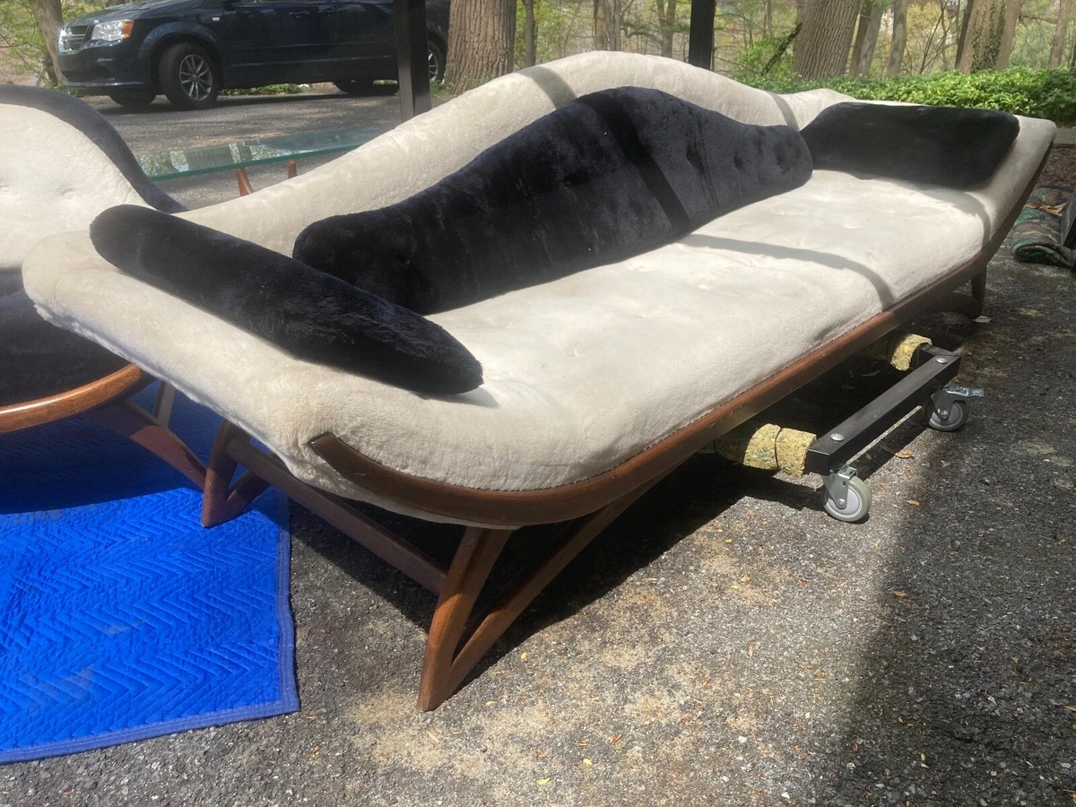 Vintage gondola sofa deals