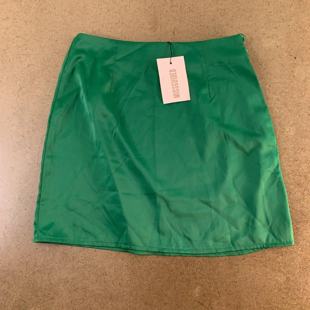 Satin top skirt missguided