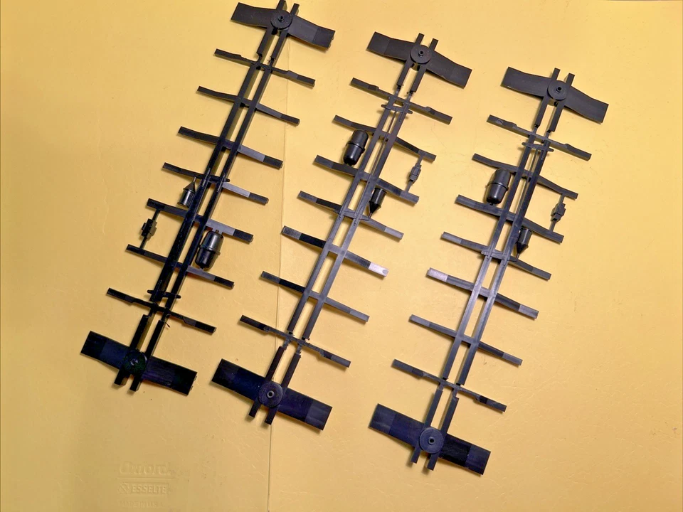 Weaver 'O' Scale Underframe Lot for PS-1 Boxcars. Set of 3 - Image 4 of 4