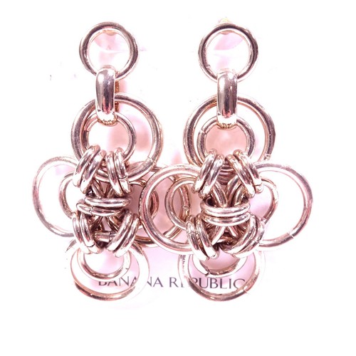 Banana Republic Women's Interlocking Rings Circles Drop Earrings NWT 39 - Picture 3 of 4