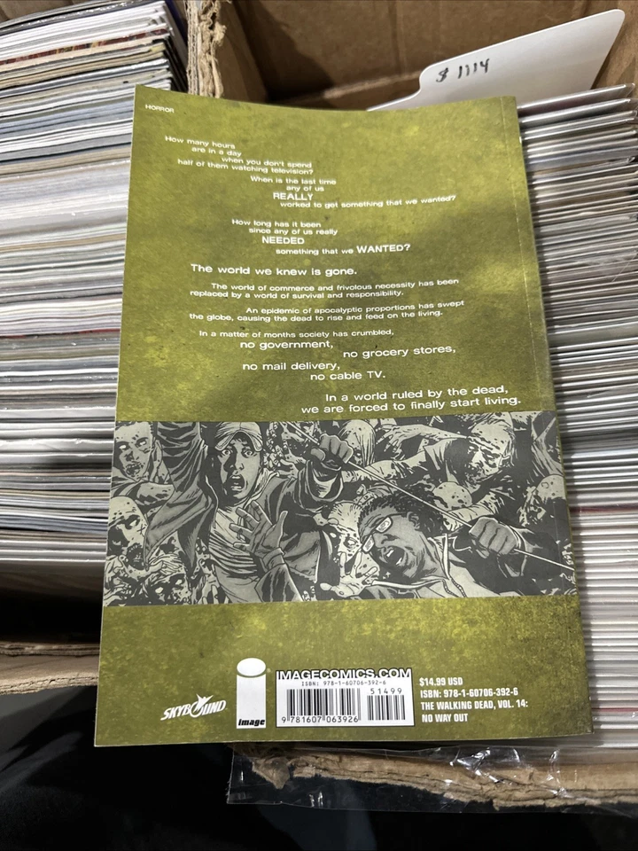 Walking Dead -  TPB, Vol. 14, 1st Print (2011 Image)  Unread Combined Shipping - Image 2 of 2