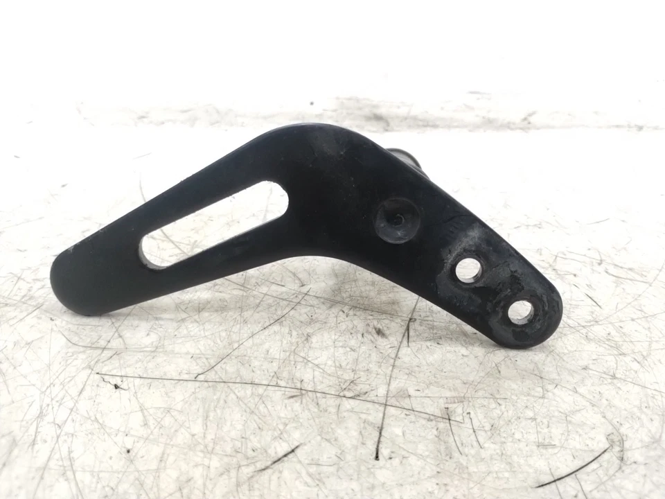 Yamaha Stryker VStar 1300 XVS1300 2013 reposapiés trasero izquierdo pasajero reposapiés y montaje Foto 3 de 4