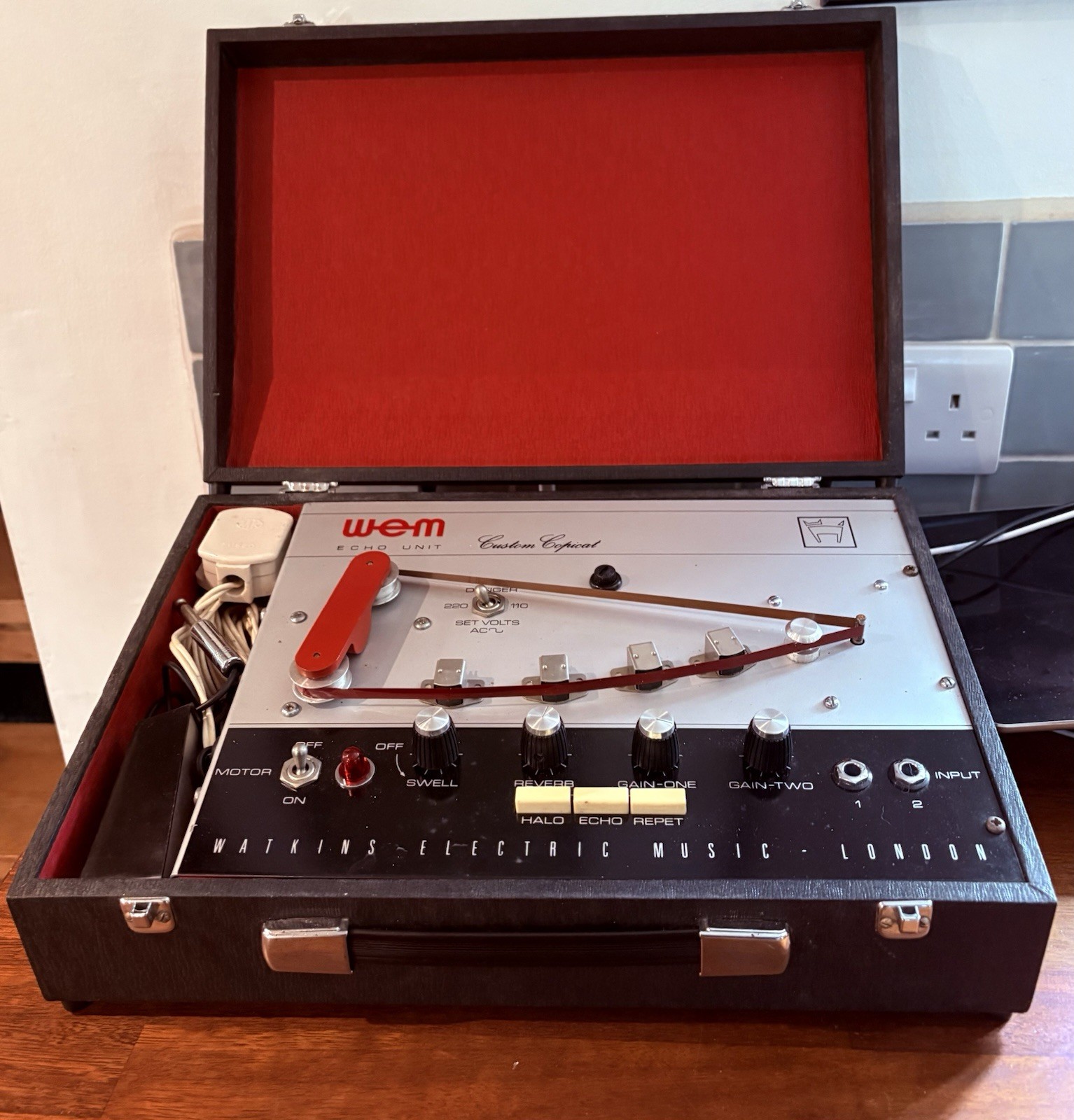 Vintage WEM Custom Copicat Tape Echo & Pedal + Original Vinyl Cover | Powers Up