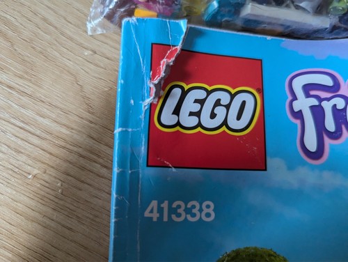 LEGO FRIENDS: Stephanie's Sports Arena (41338).  100% completo con manual - Imagen 2 de 2