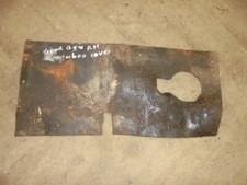 For FORD 4600 LAMBOURNE CAB RH SIDE FLOOR GEARBOX COVER RUBBER