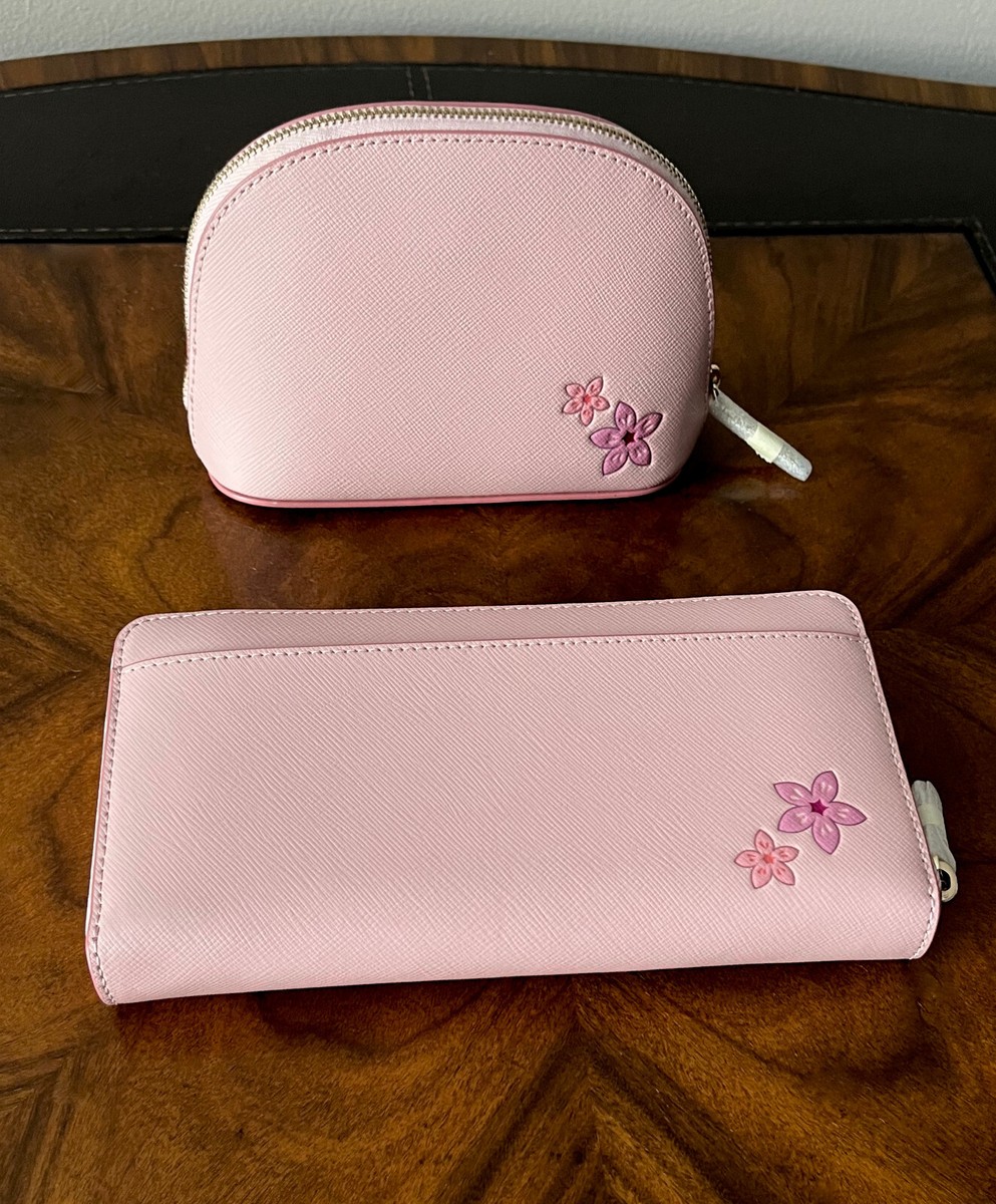 Kate Spade Hawaii Tutu Pink W/Flower Applique Leather Zip Around Kate Spade Hawaii Tutu Pink W/Flower Applique Leather Zip Around