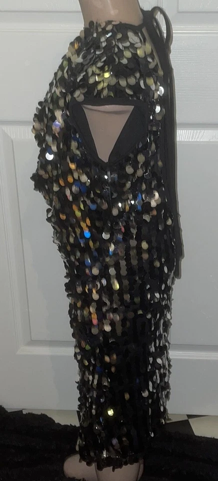 LADIES SIZE UK 8 TO SMALL UK 10 SILVER AND BLACK SEQUIN PARTY DRESS RARE - Image 3 of 4