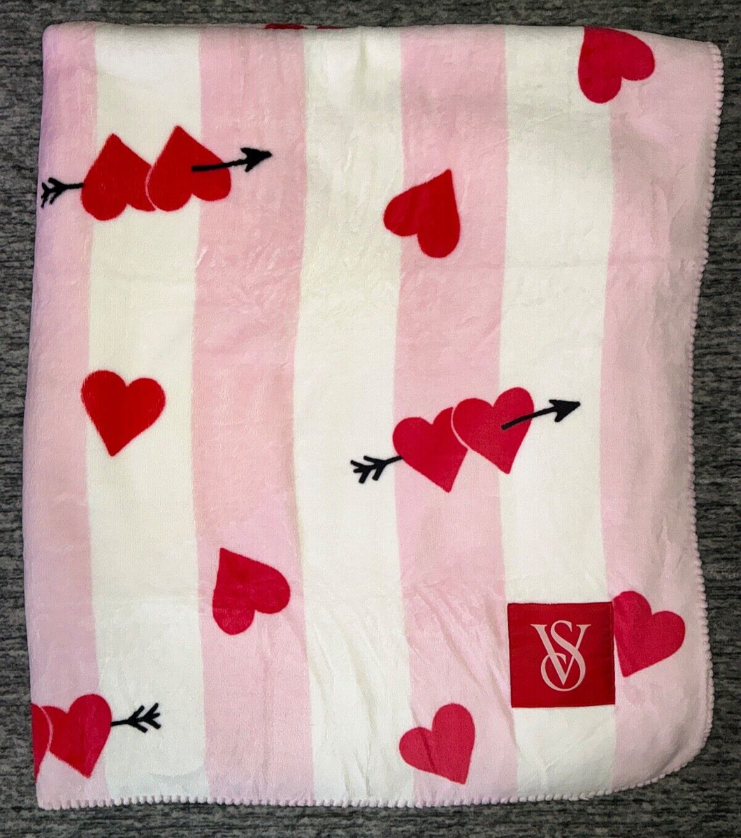 Victoria's Secret Iconic Stripes Love Red Hearts Sherpa Blanket 50