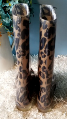 【COLOR iN ID】string rain boots Coach Womens Black & Tan Ocelot Print Rubber Rain Boots Size