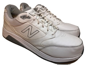new balance 13 6e