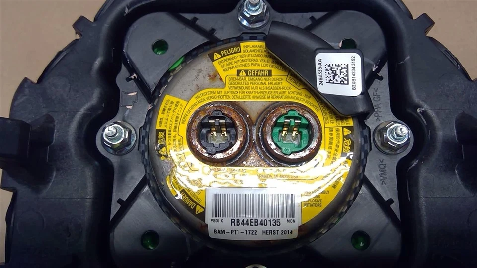 Used Steering Wheel Air Bag fits: 2015 Bmw X3 front driver wheel 3 spoke w/o thu - Image 4 of 4