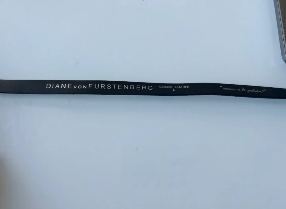 Cinto Diane von Furstenberg DVF envoltório duplo preto branco pele de cobra L 72” - Imagem 3 de 4