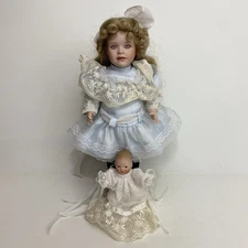 Vintage Wendy Lawton 1998 "Dolly" From Sunday Best Collection w/Bye Lo Baby Doll