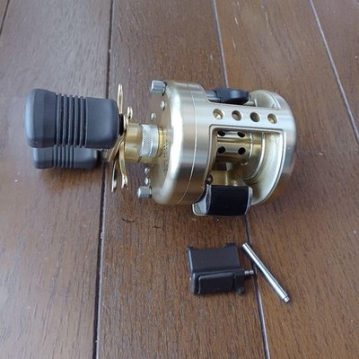 Shimano Calcutta 101XT Baitcastrolle Custom Modified Petit Japan