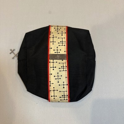 Eames Office American Airlines Dot Pattern Toiletry Travel Bag Black OS Unisex