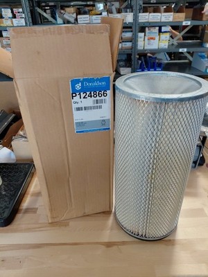 Donaldson P124866 Air Filter NOS