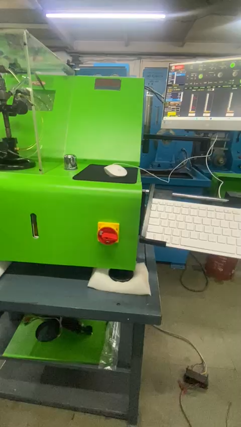 Common Rail Injector Test Bench with Digital Flowmeters, Injector