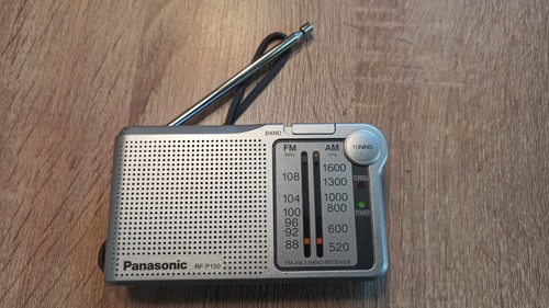 Panasonic RF -P150 . Vintage Transistor Taschenradio. . 567 - Bild 2 von 17