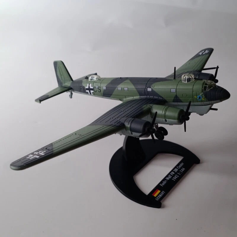 1:144 Alloy Diecast Military Model WW2 German Focke-Wulf Fw 200 Condor Aircraft