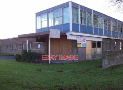 FOTO ANDOVER - INDUSTRIEEINHEIT EINE WEITERE LEERE FABRIK AUF DER WALWORTH INDUSTRIA