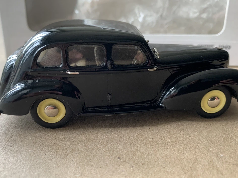 RARO 1/43 SANGER 1949 HUMBER S S SNIPE - MODELO DE COCHE DE METAL BLANCO ACABADO A MANO Foto 3 de 4