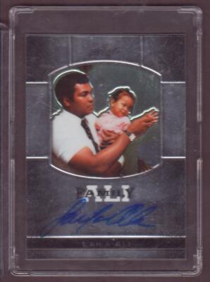 MUHAMMAD ALI Holding THE GREATEST BOXER EVER His Daughter Autograph *UNDEFEATED*