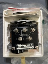 SUPERIOR ELECTRIC POWERSTAT TYPE 21 .70KVA VARIABLE AUTOTRANSFORMER NEW