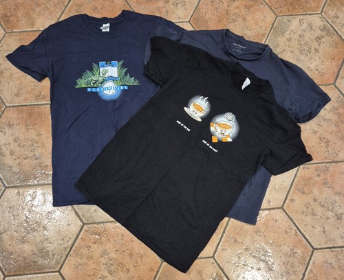 SMALL BUNDLE OF MEN'S COTTON TSHIRTS FROM GILDAN AND PRIMARK - M