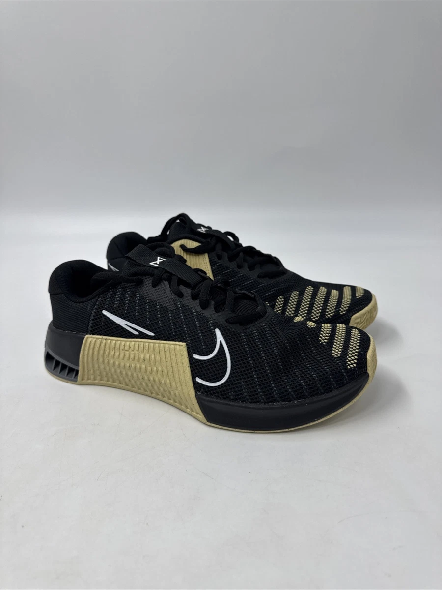 Nike Metcon 9 Light Smoke Grey for Sale | Authenticity  display picture 3