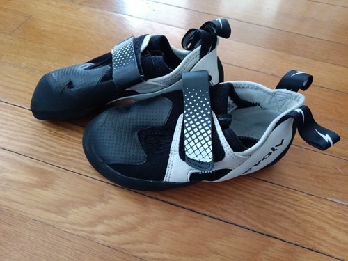 Evolv Zenist Kletterschuhe | M8,5 W10 UK7,5 EU41,5 - Bild 1 von 14