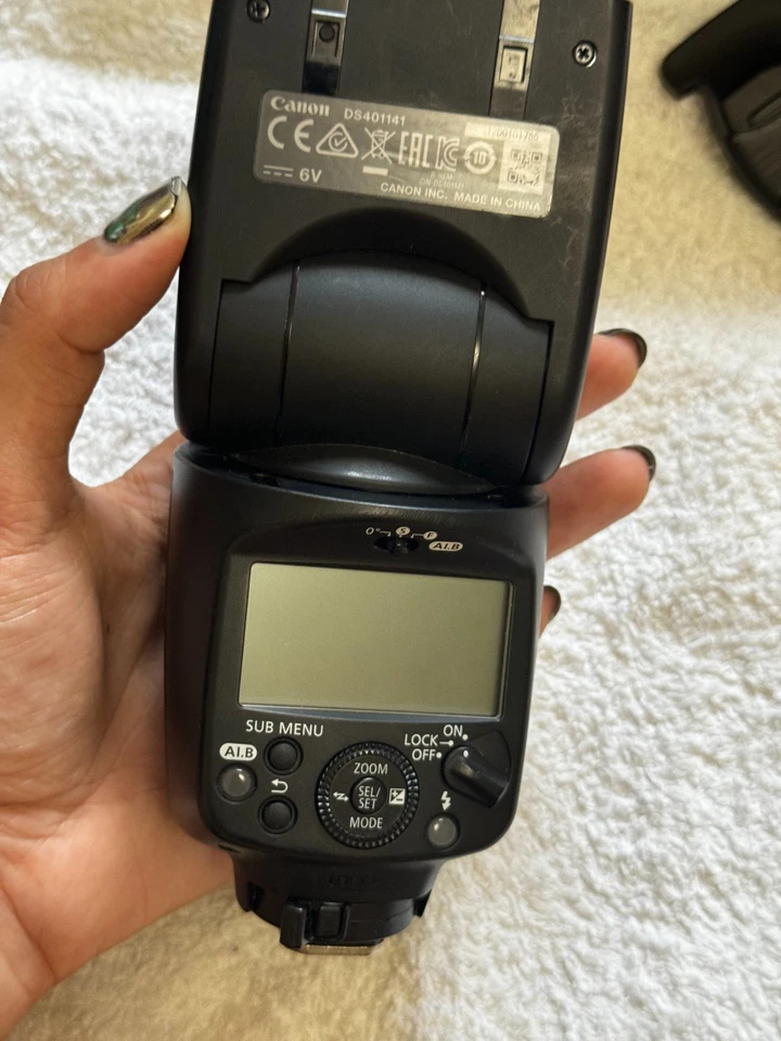 Canon Speedlite 470EX-AI Flash Gun - Black Automatic Rotating Flash Head - Image 2 of 4