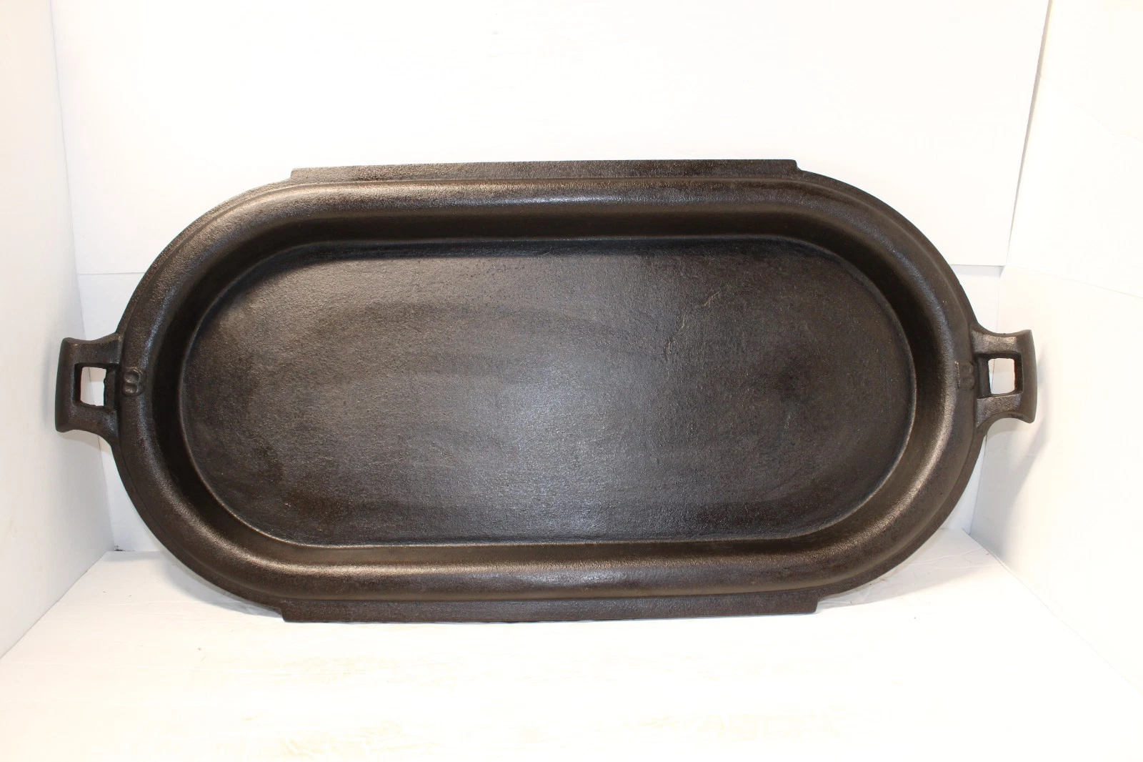 Unmarked No. 8B Long/Deep Griddle Late 1890-1910