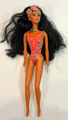 Vintage 1992 Mattel Glitter Beach Kira Barbie Doll Complete Swimsuit Accessories