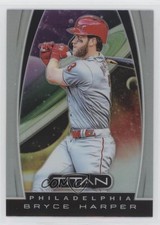 2019 Panini Chronicles Titan Holo Prizm Bryce Harper #9 03rx
