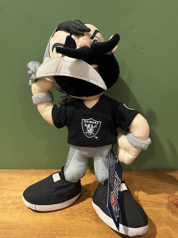 VINTAGE 1994 NFL RAIDERS STUFFINS PLUSH NEW w/ TAG Oakland Los Angeles Las Vegas