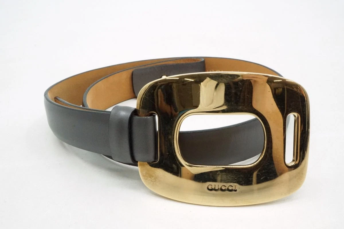 Gucci thin leather belt with 