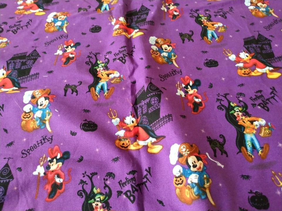 Tecido Disney Halloween roxo assustador mickey Minnie pateta patolino pato quilting - Imagem 2 de 2